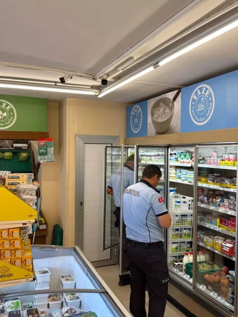 germencikte-zincir-market-denetimleri-yapildi-Iixny8ys.jpg