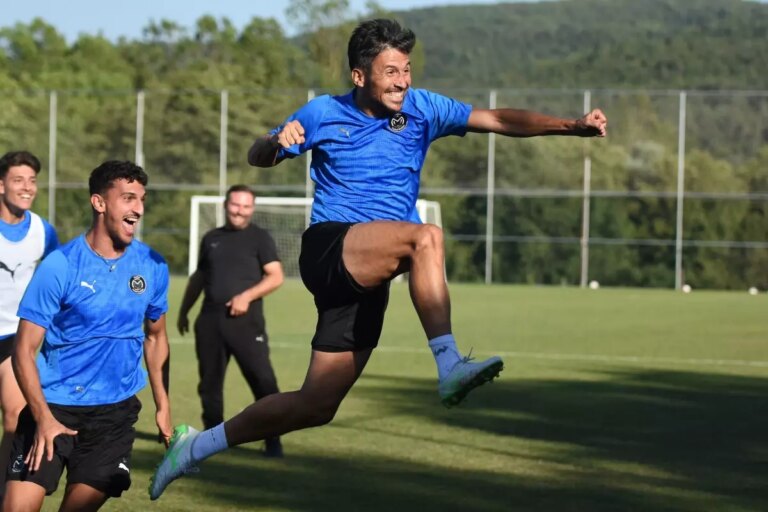 manisa-fk-yeni-sezona-umraniyede-basliyor-LKH3xUEK.jpg