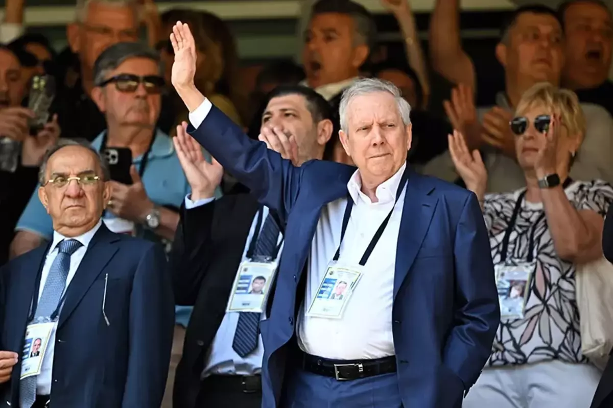 fenerbahce kongresinde aziz yildirim surprizi jXp96lG3