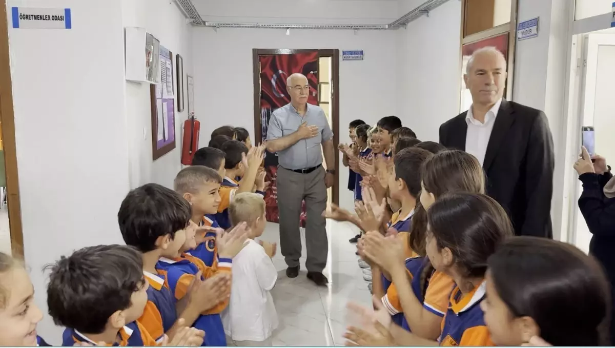 hizir yavuz 43 yil sonra ogretmenlik meslegine veda etti sl26QGUh.jpg