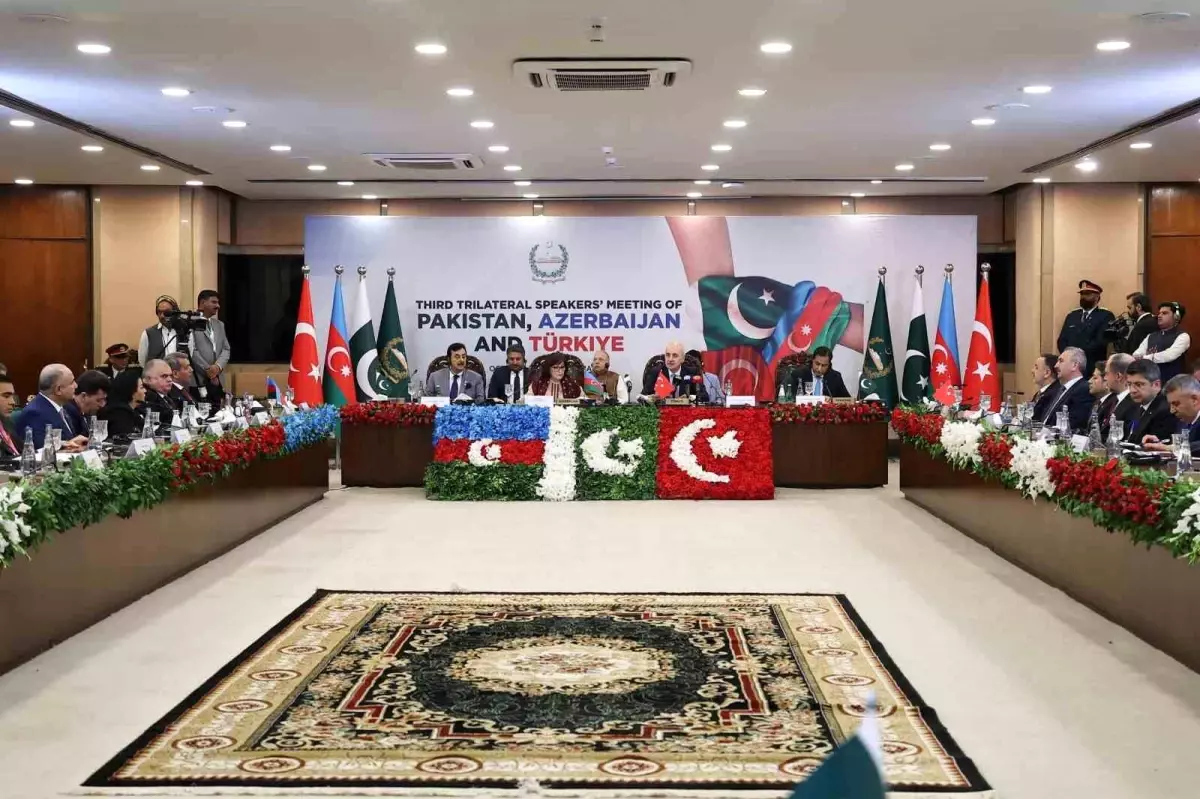 tbmm baskani kurtulmus atilan adimlar uluslararasi toplum icin onemli bir umit isigini teskil etmistir ERjBcF3i.jpg